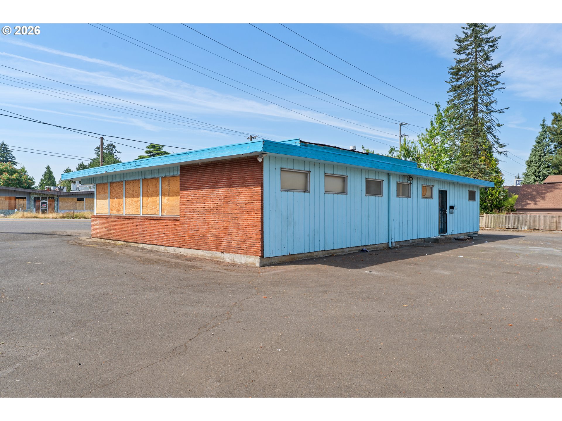 main property photo 17
