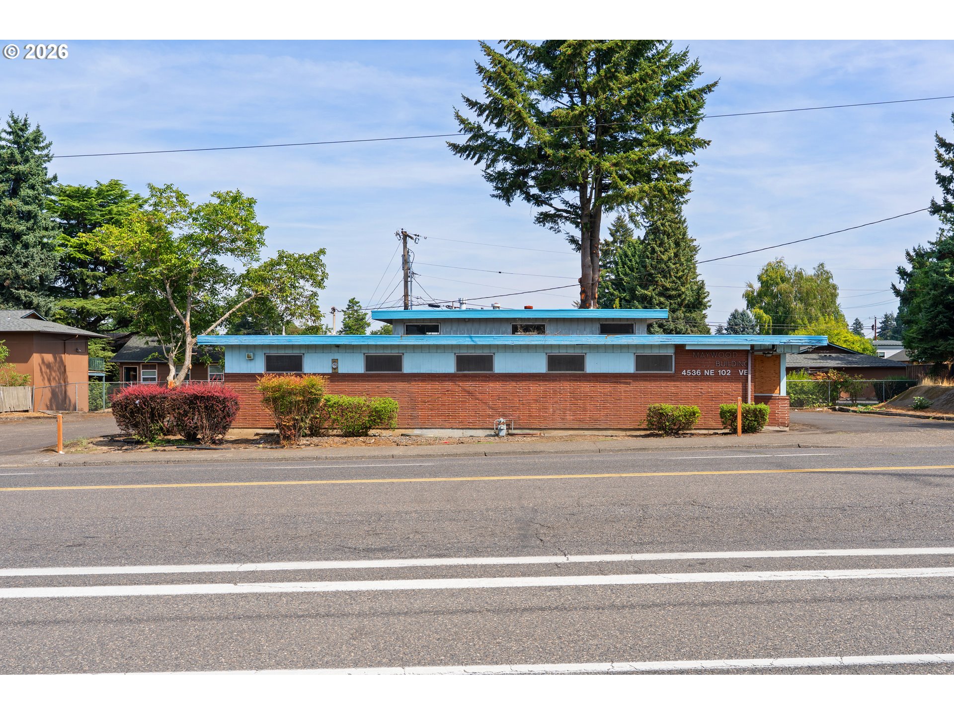 main property photo 22