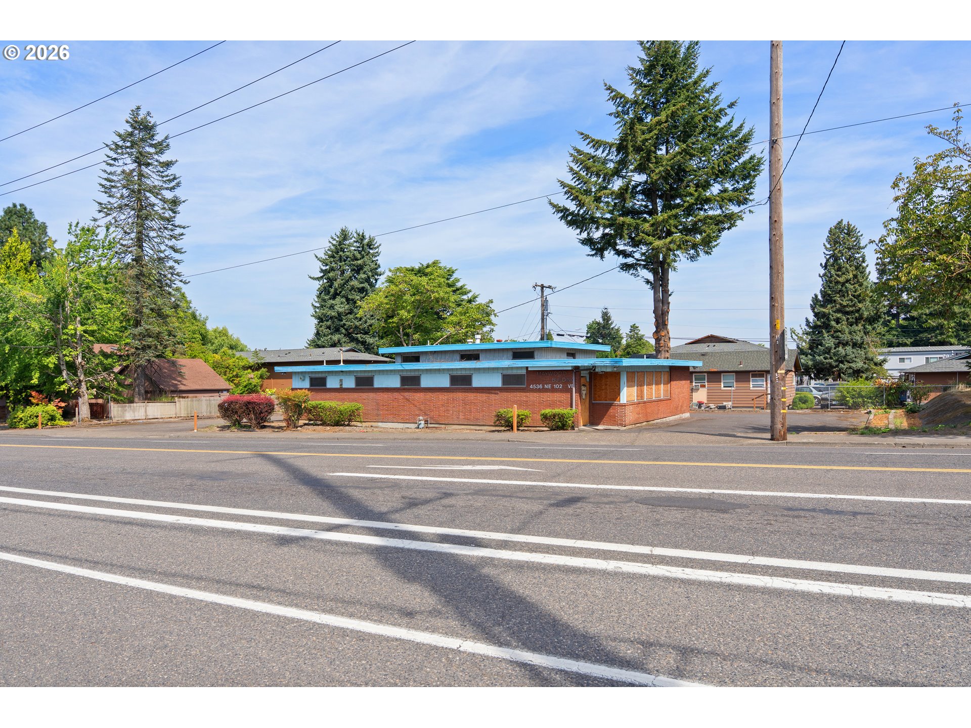main property photo 23