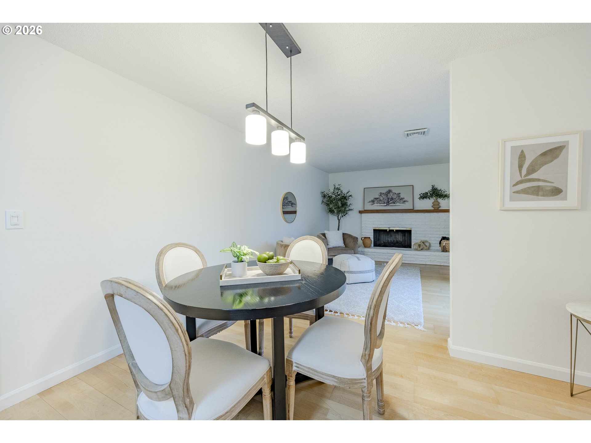 property viewer photo 10