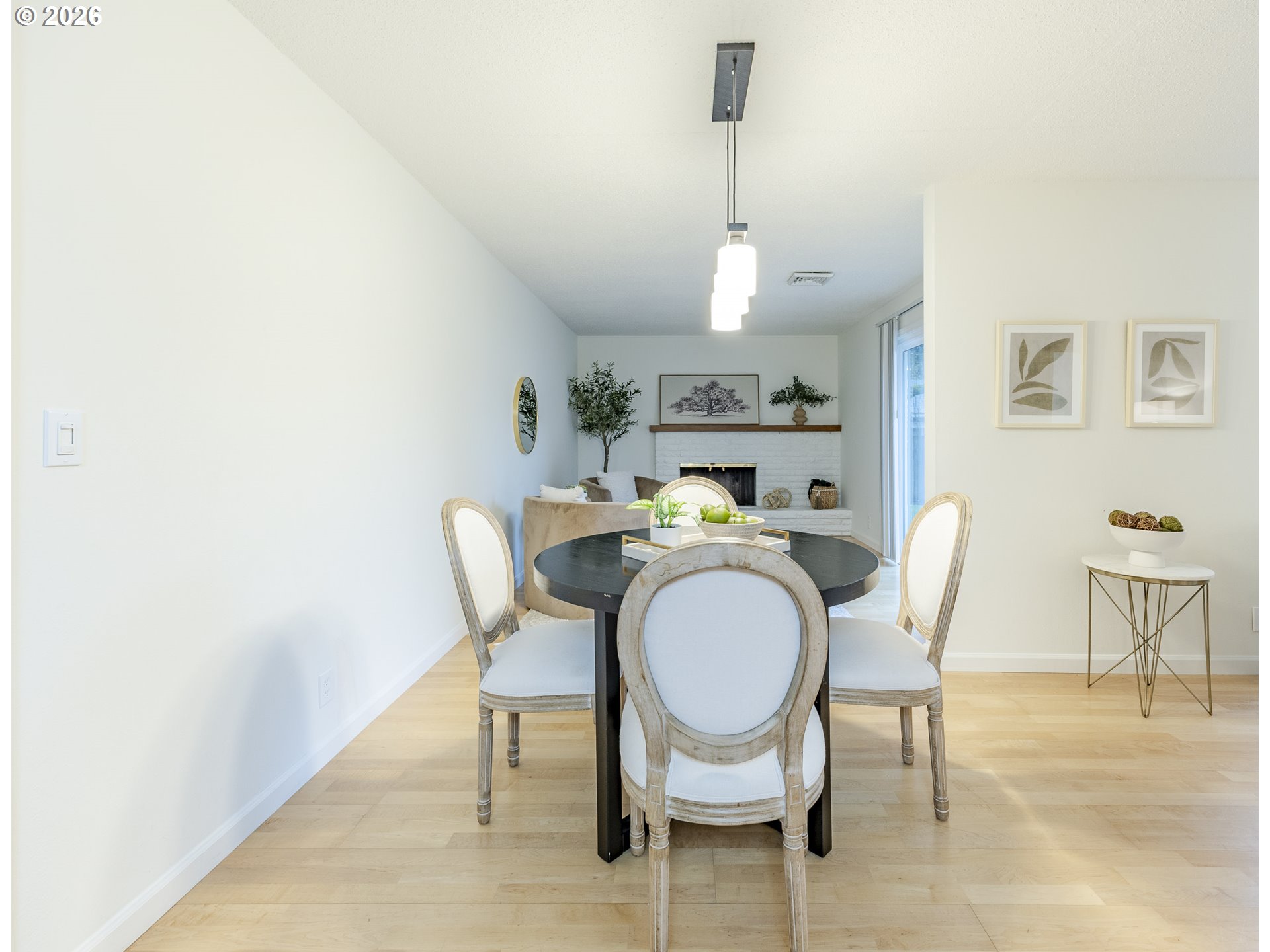 property viewer photo 11