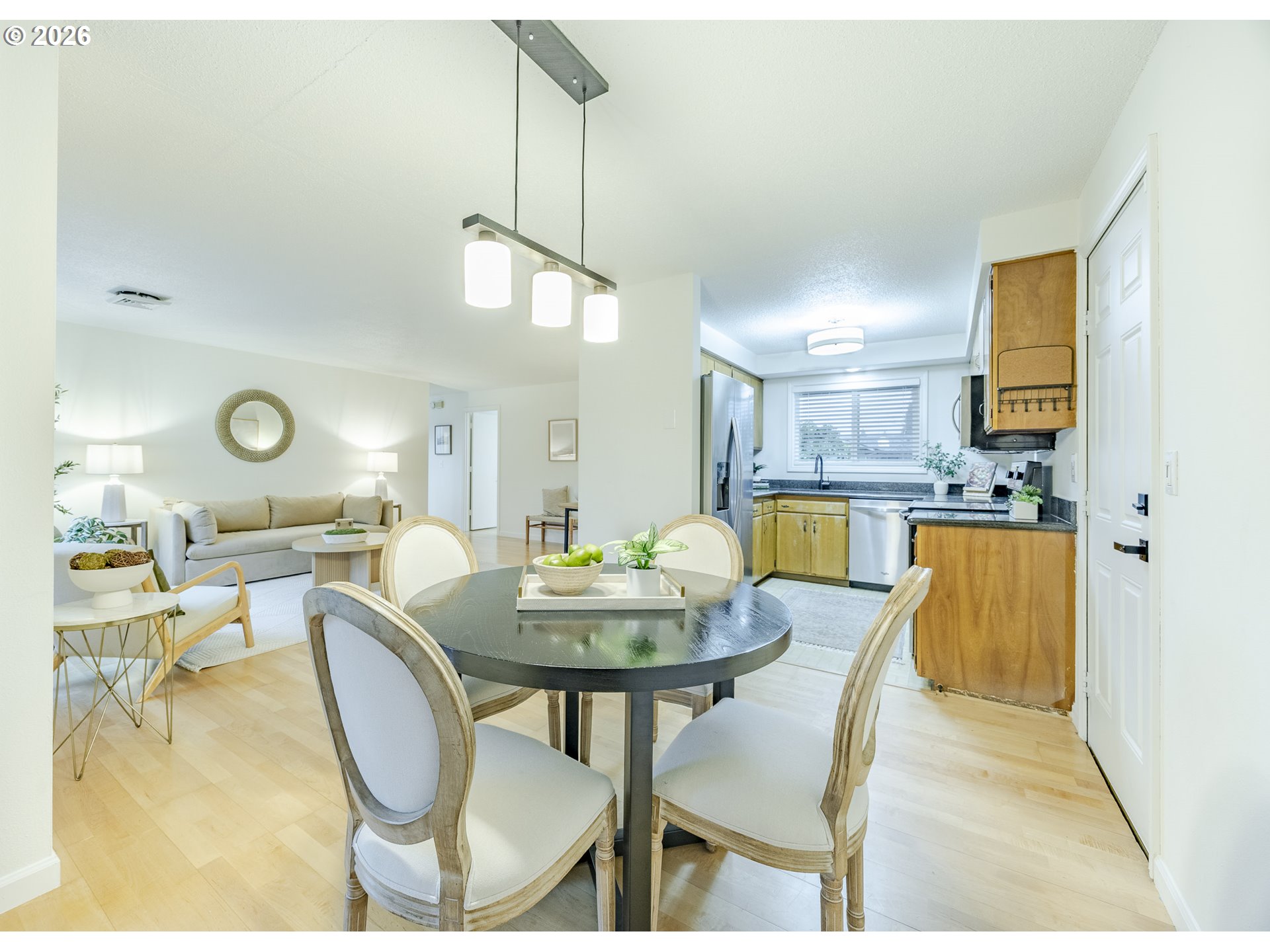 property viewer photo 14
