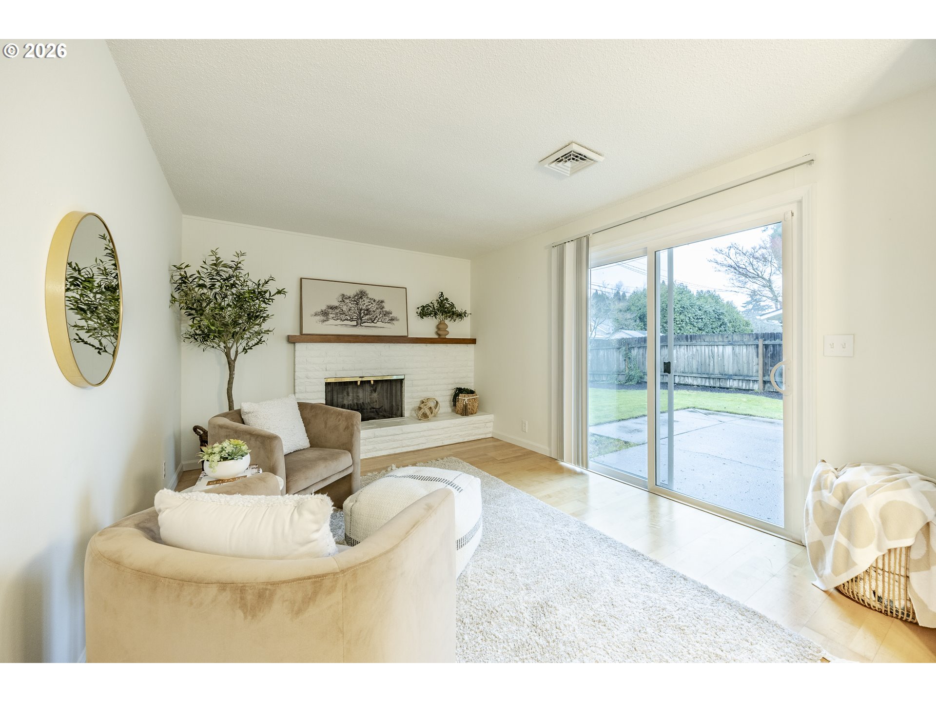 property viewer photo 17