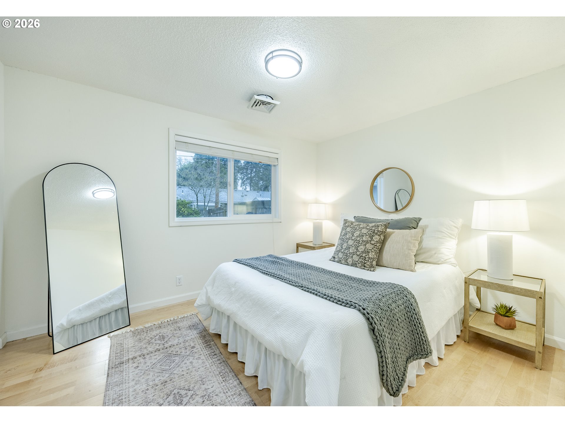 property viewer photo 23
