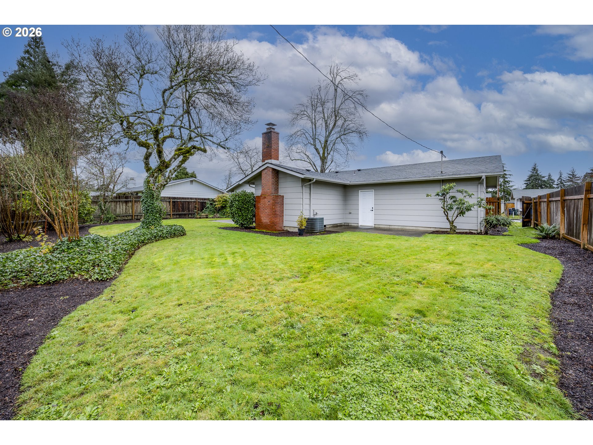 property viewer photo 36
