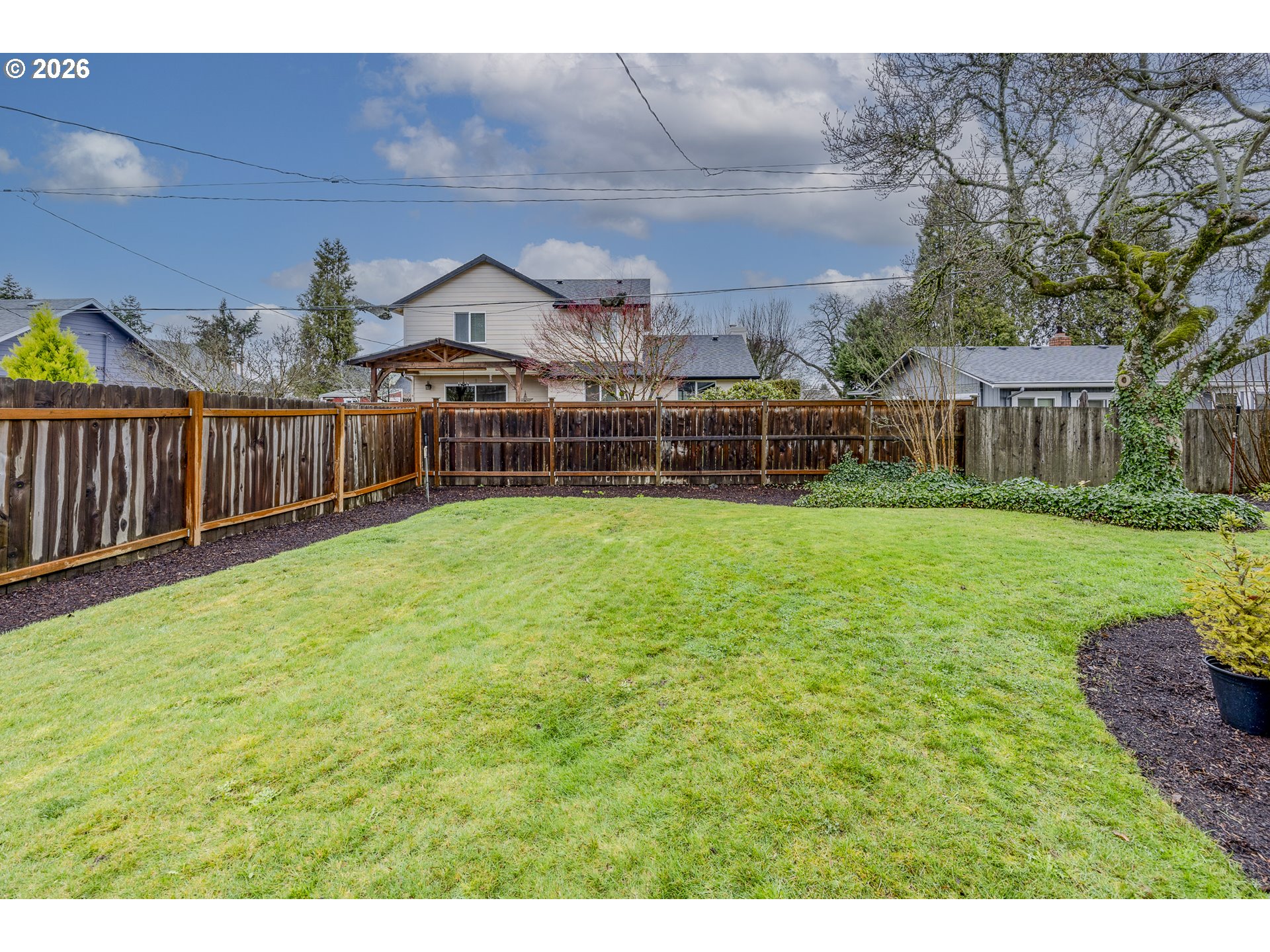 property viewer photo 38