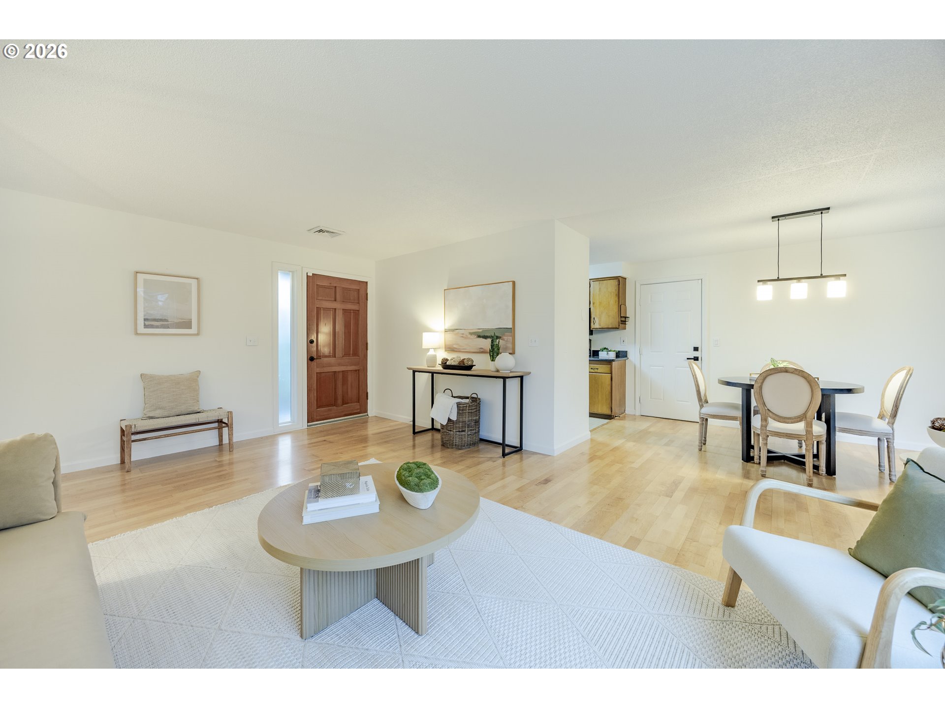 property viewer photo 6