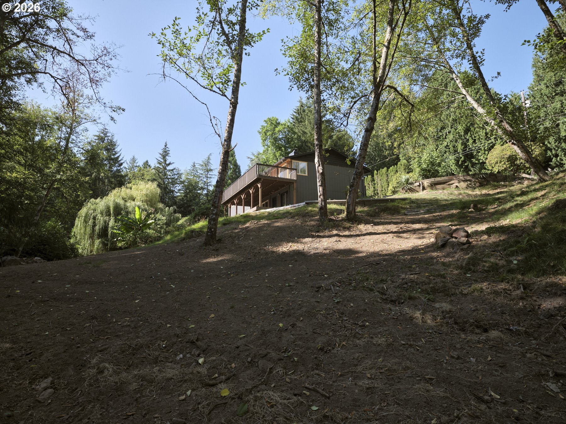 main property photo 40