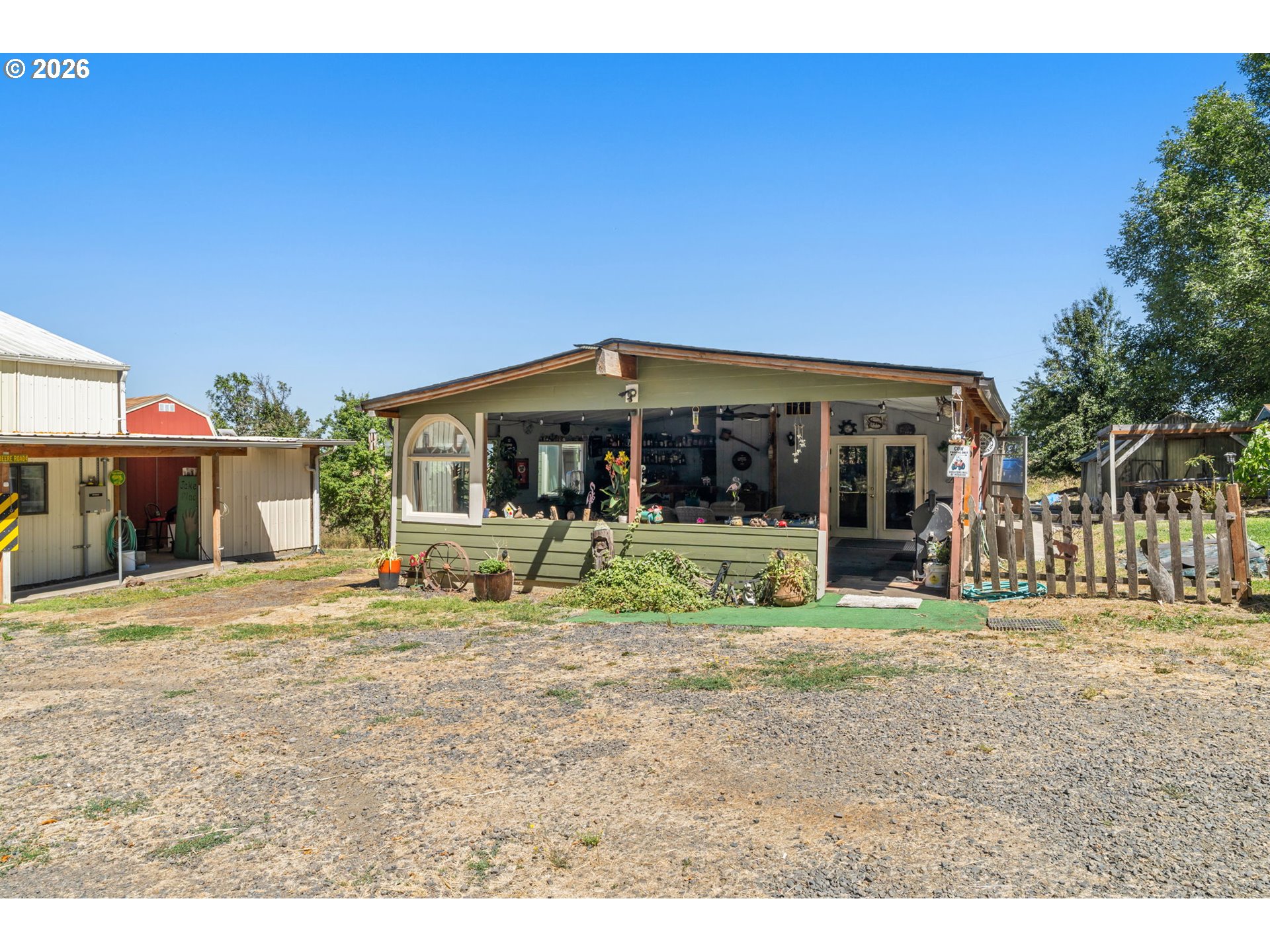 main property photo 1