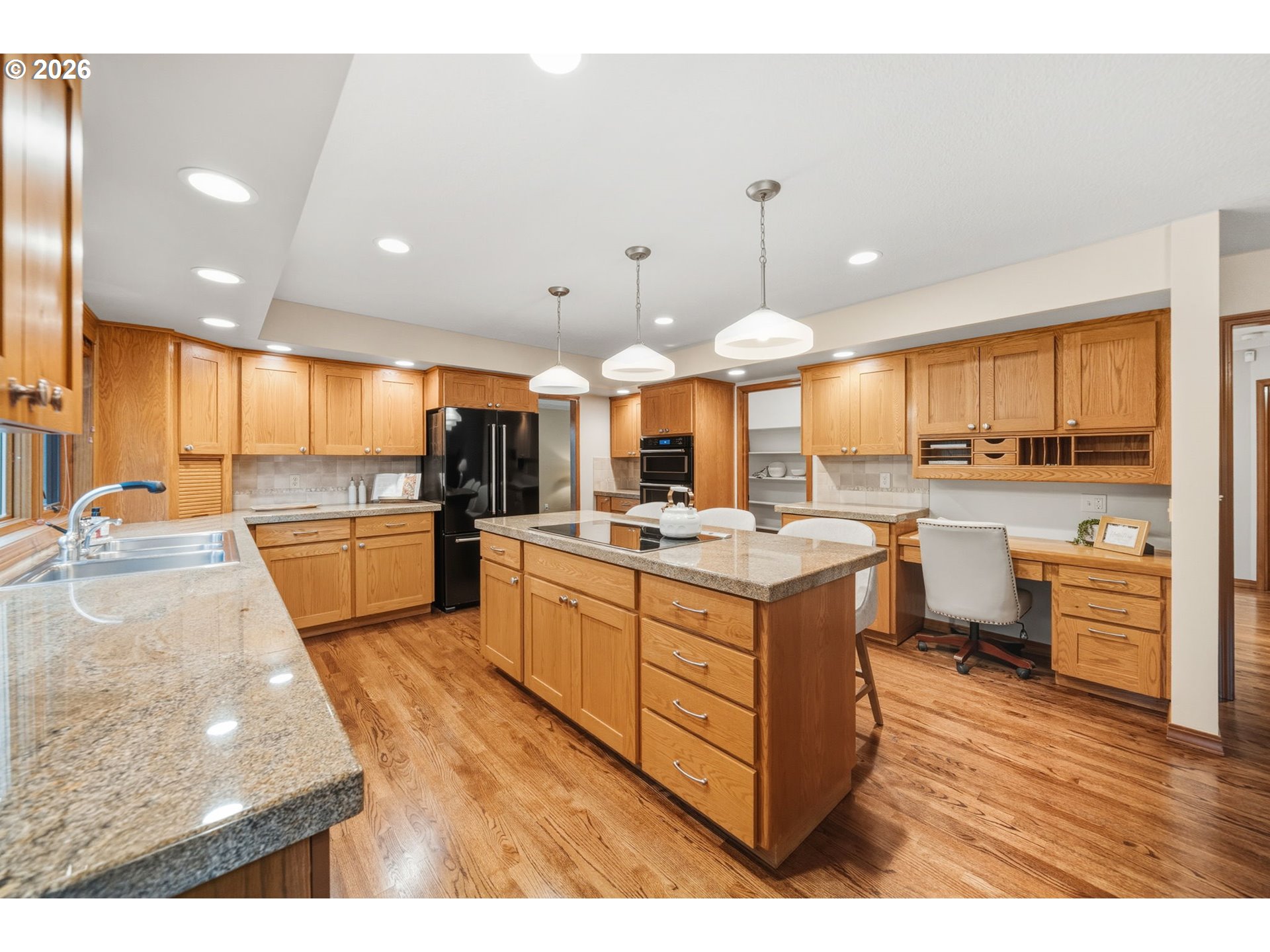 property viewer photo 14