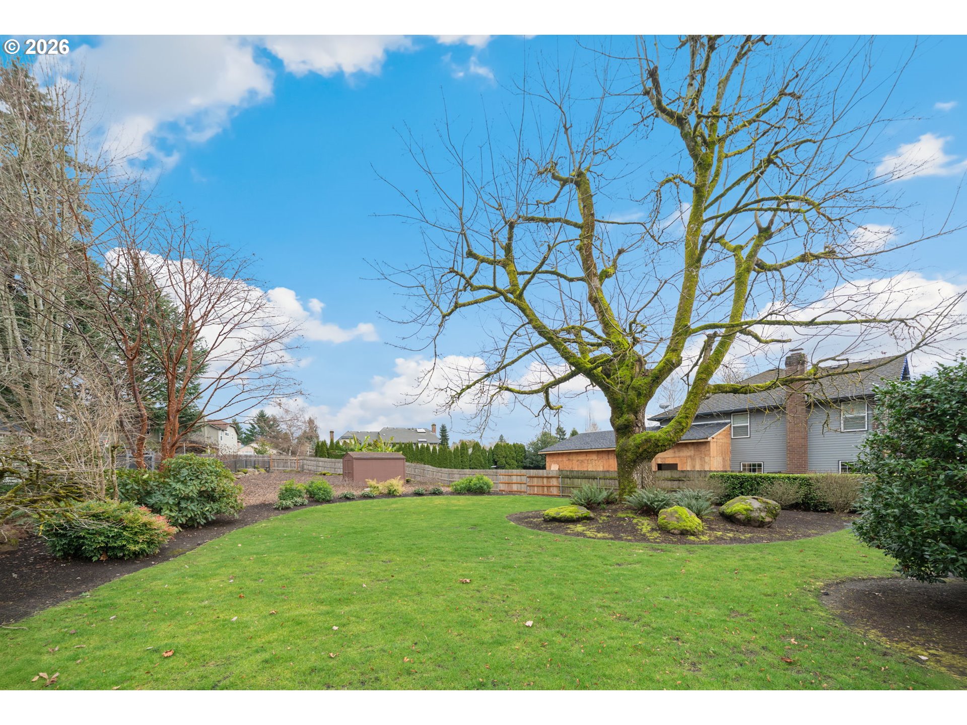 property viewer photo 35