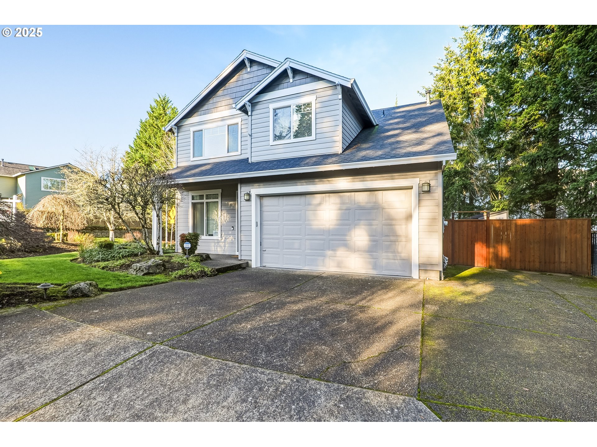 property viewer photo 1