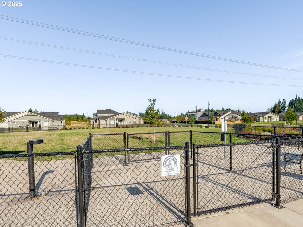 property viewer photo 12