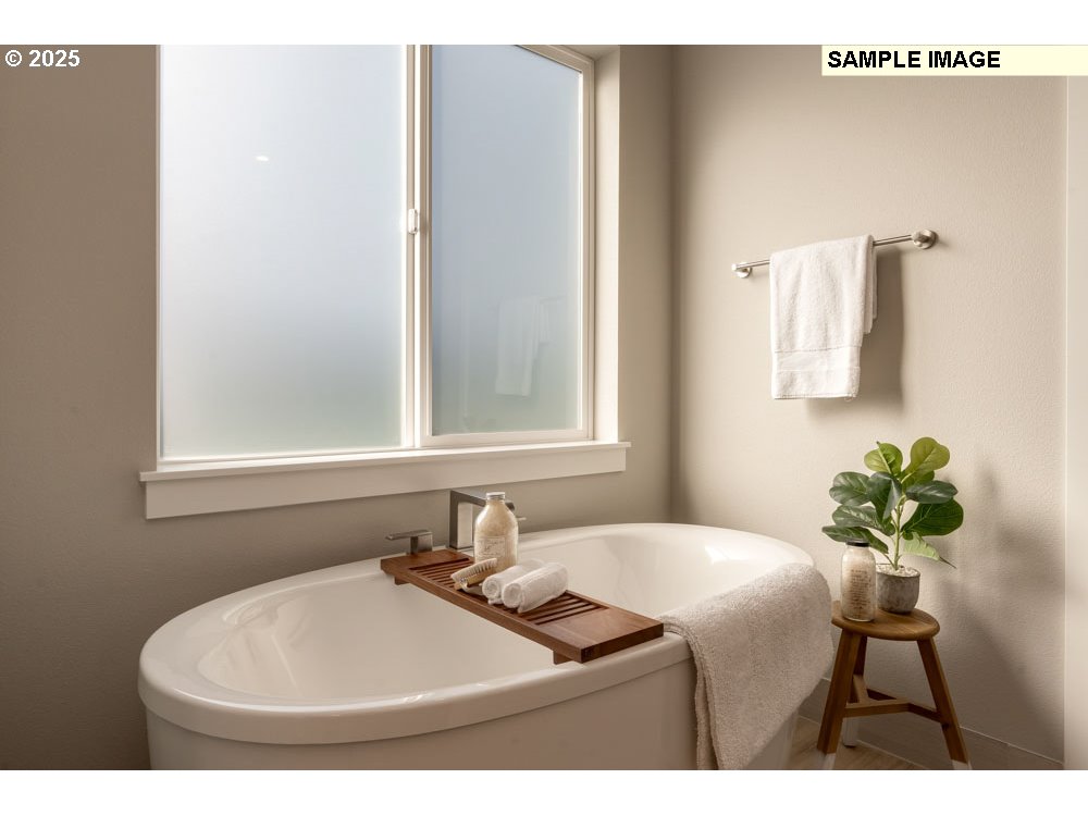 property viewer photo 6