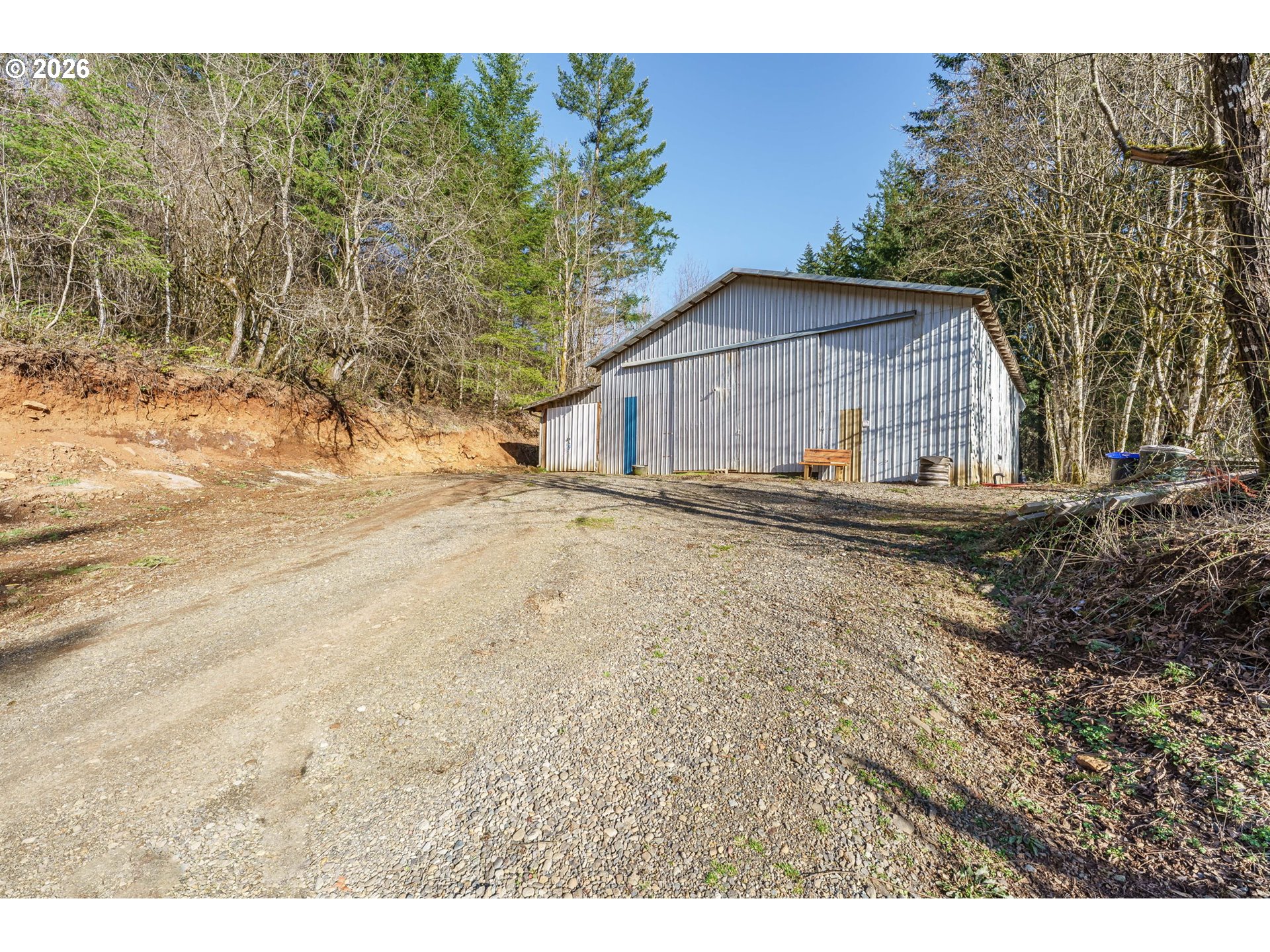 main property photo 36