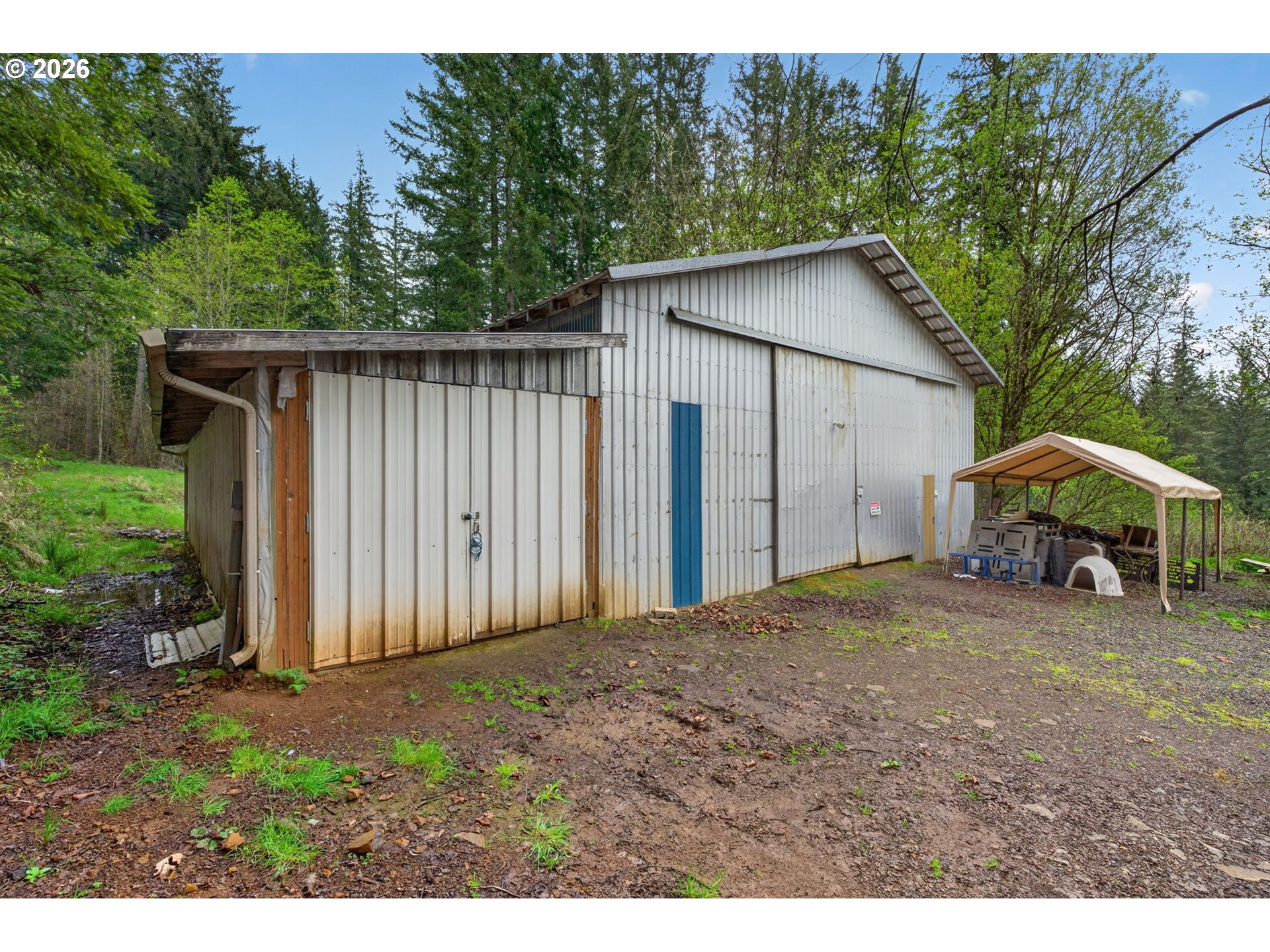 main property photo 37