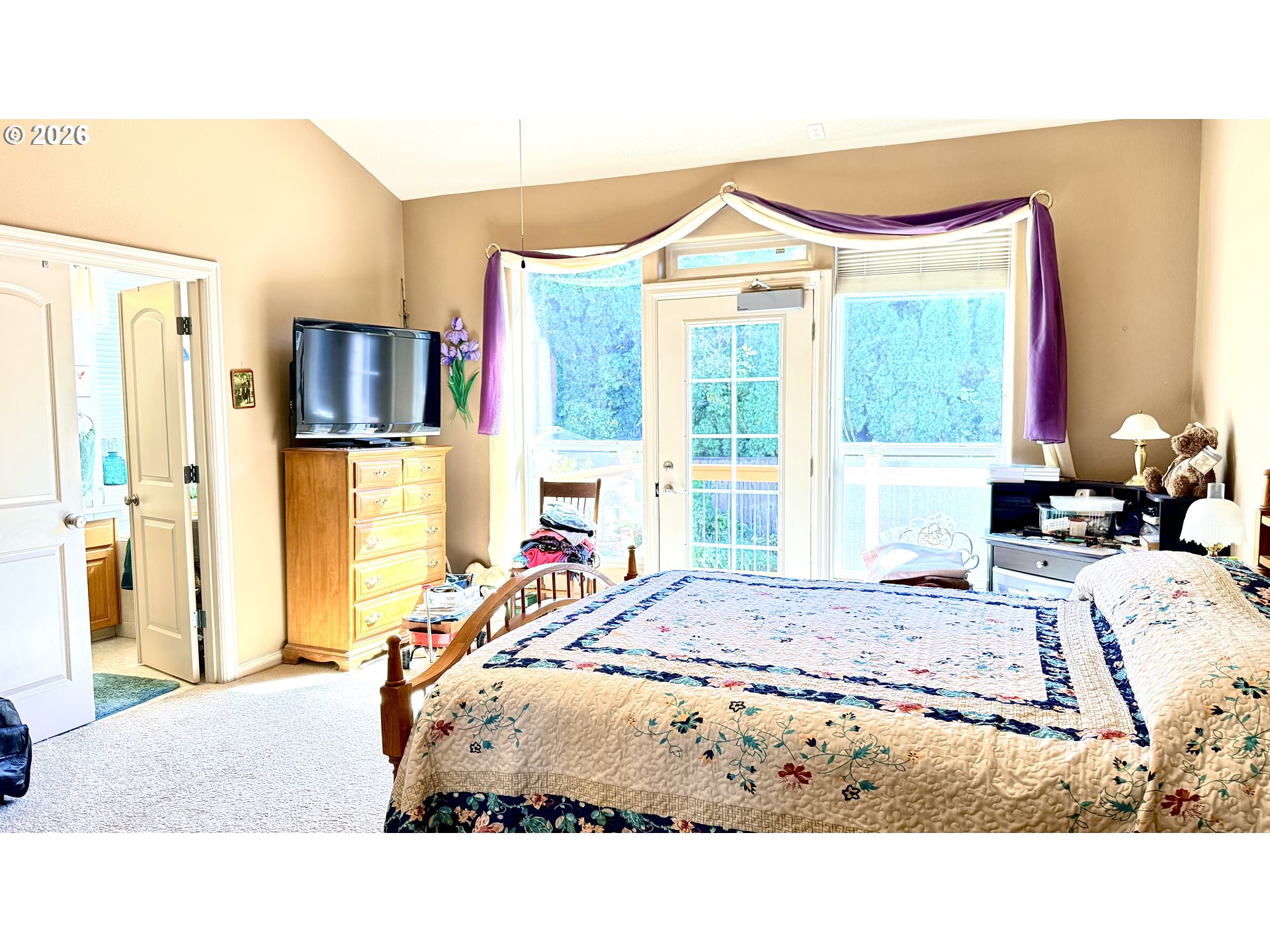 main property photo 7