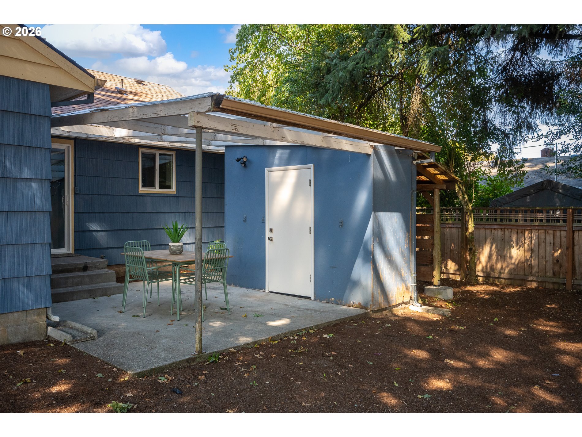 main property photo 31