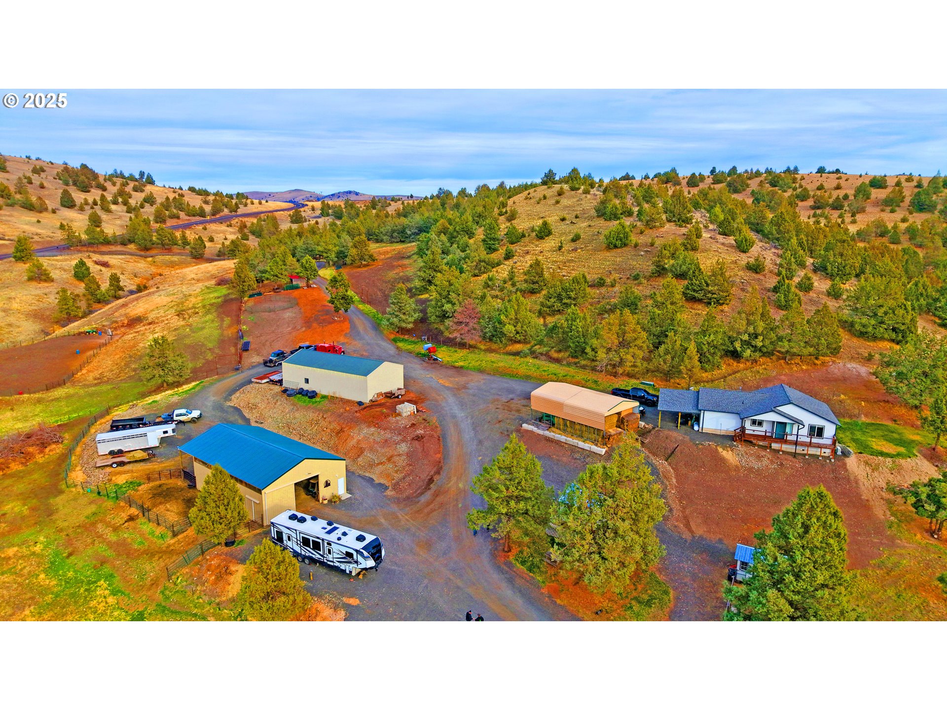 main property photo 3