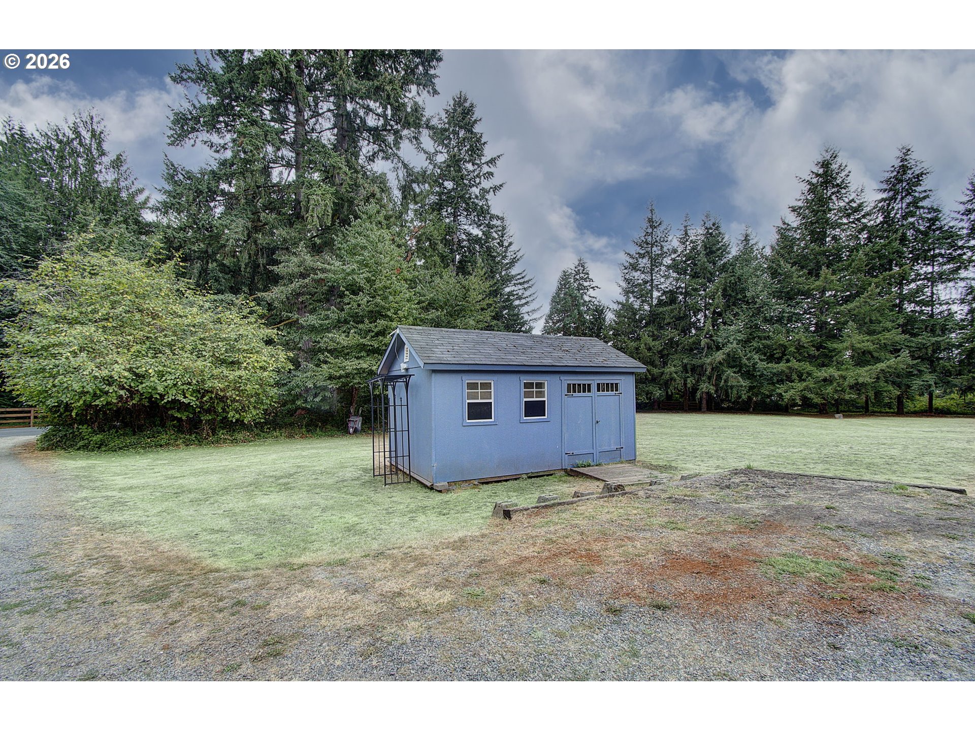 main property photo 35