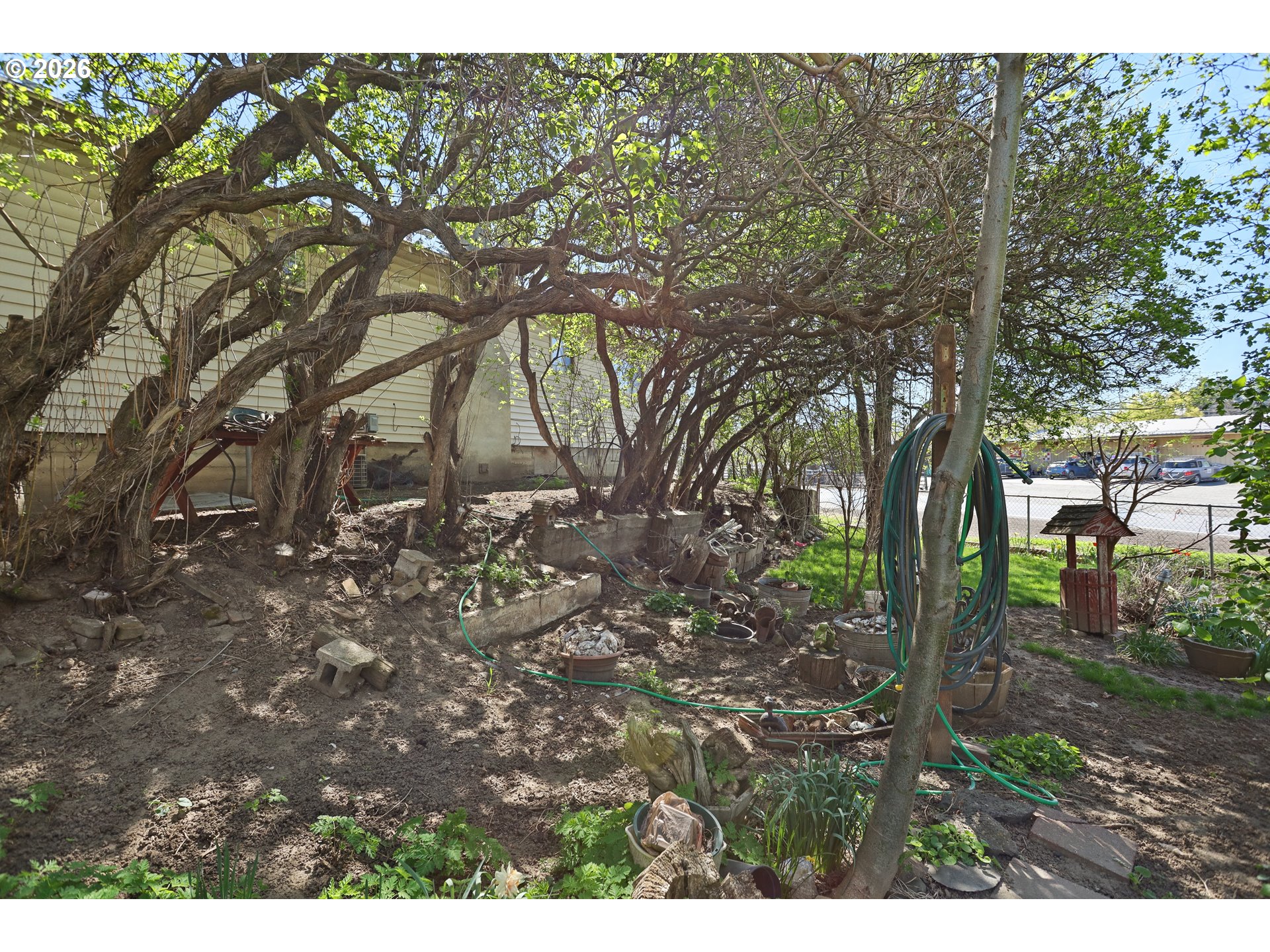 main property photo 39