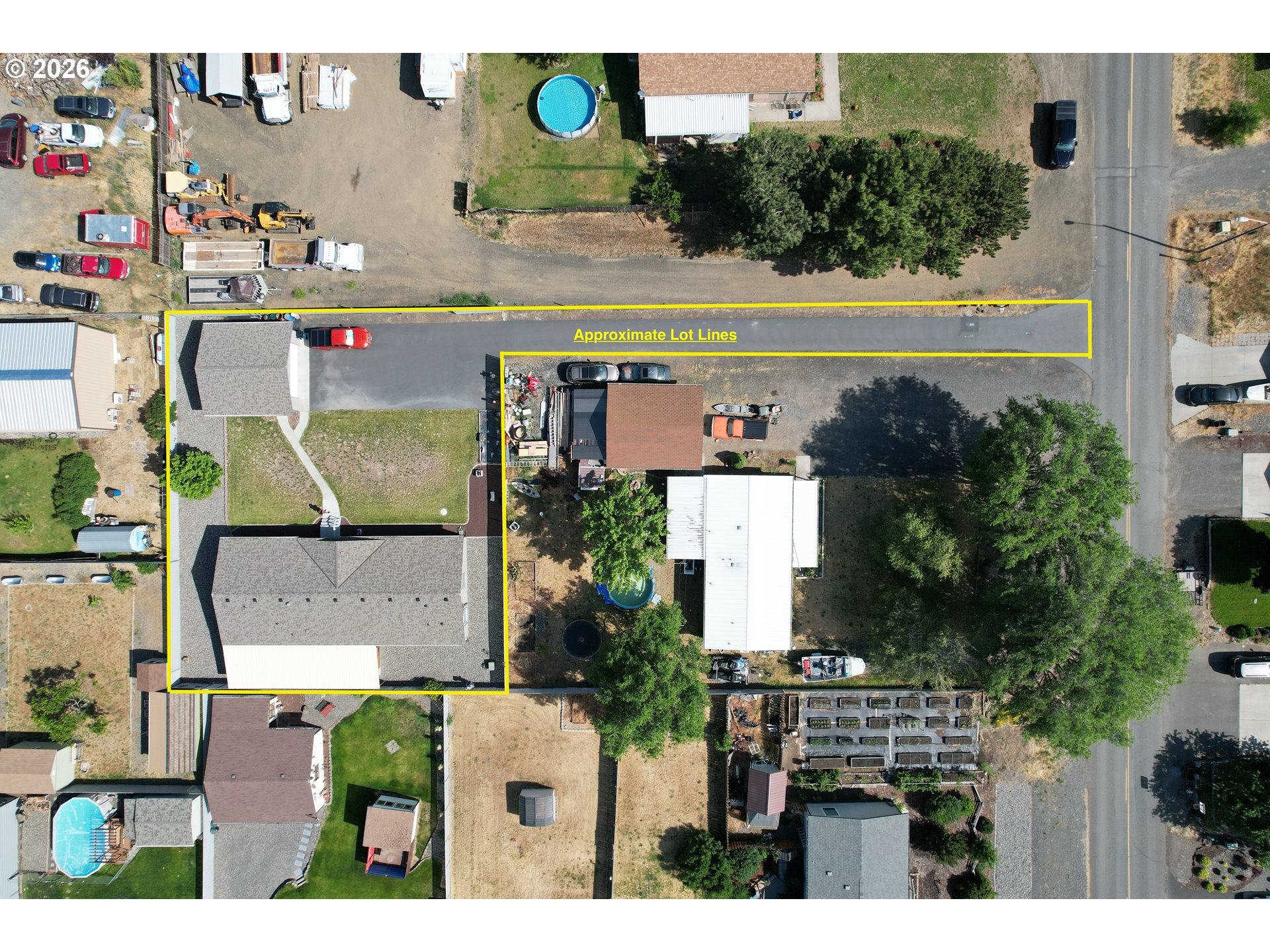 main property photo 42
