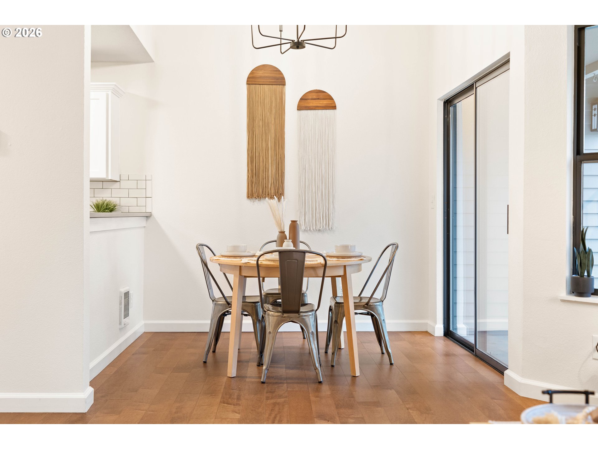 property viewer photo 11