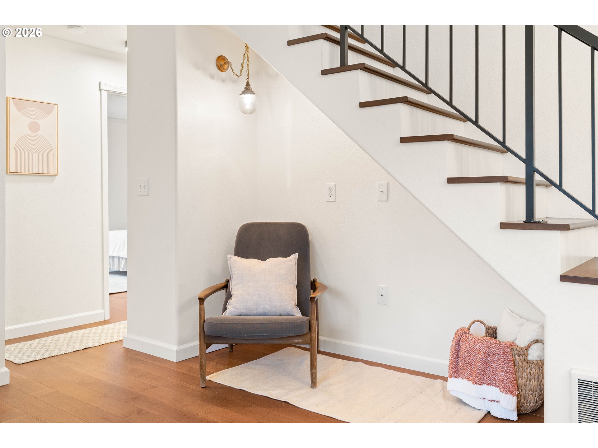 property viewer photo 16