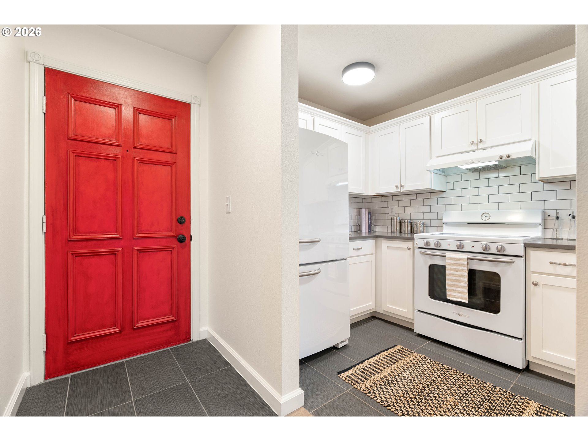 property viewer photo 2