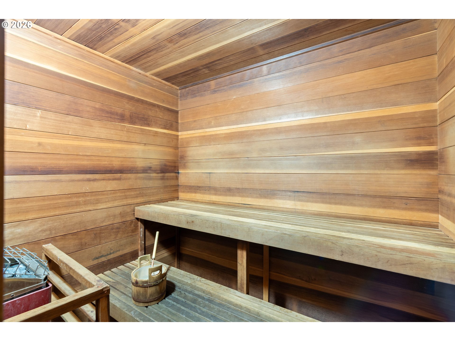 property viewer photo 35