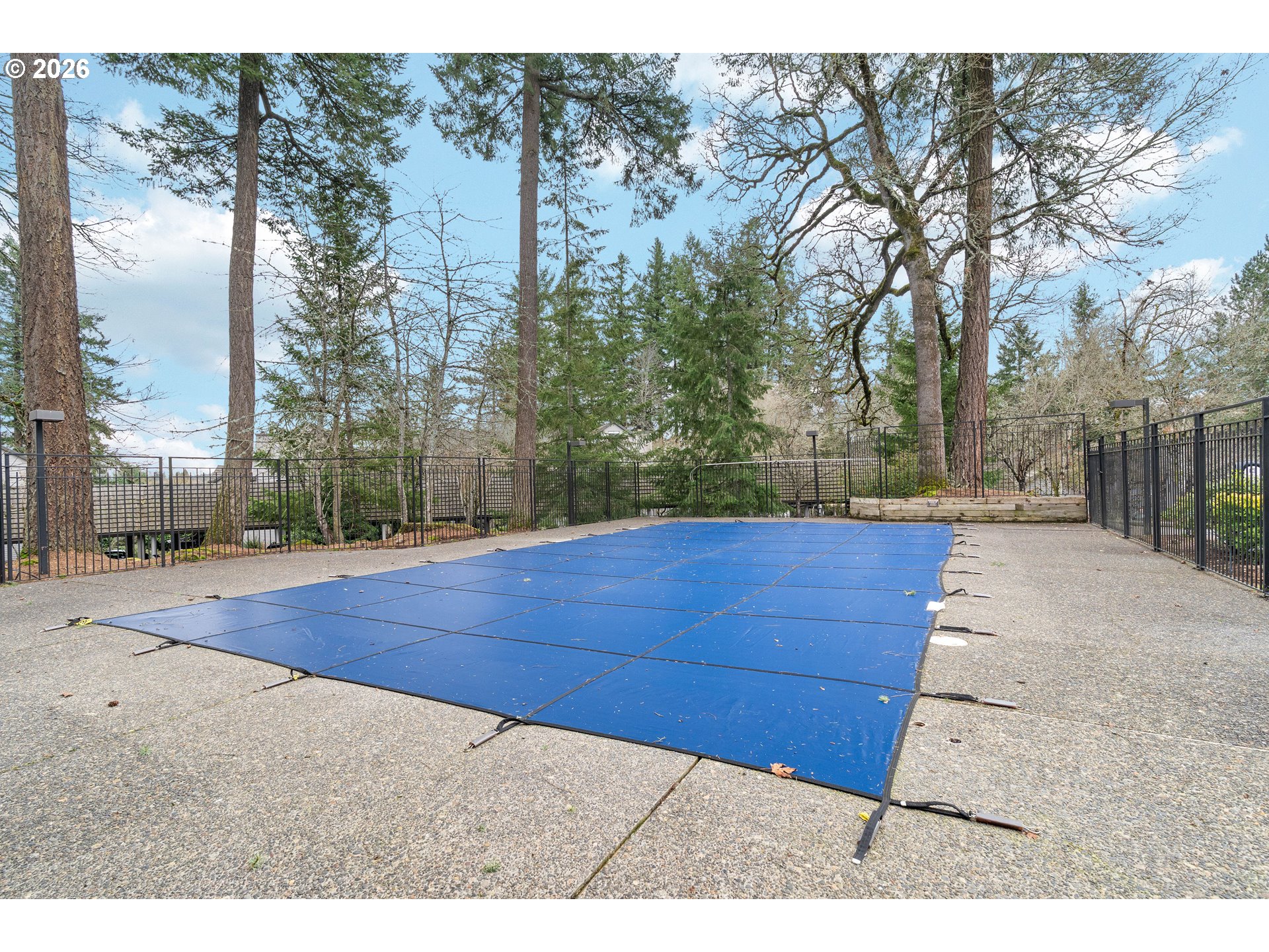 property viewer photo 38