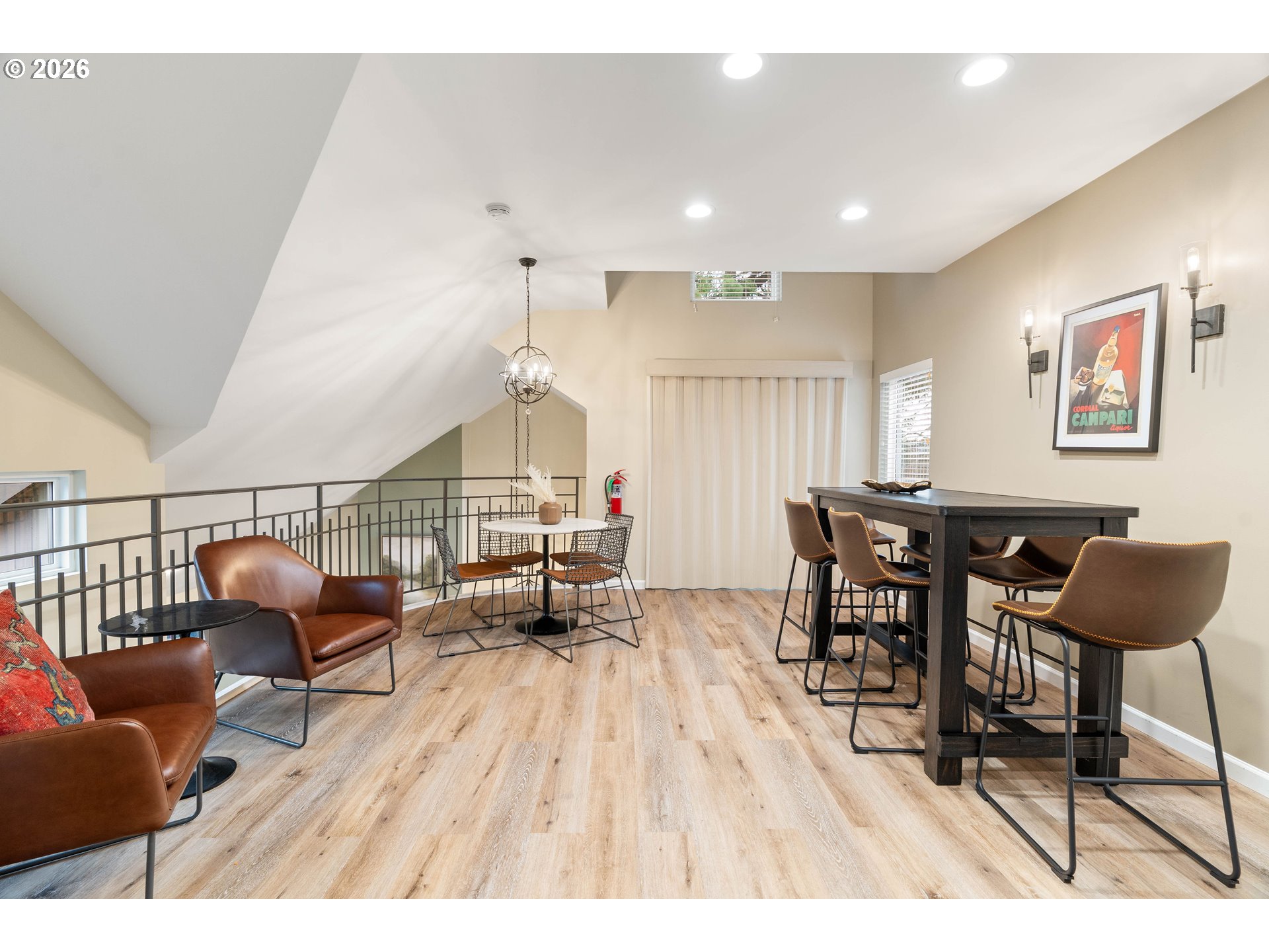 property viewer photo 40