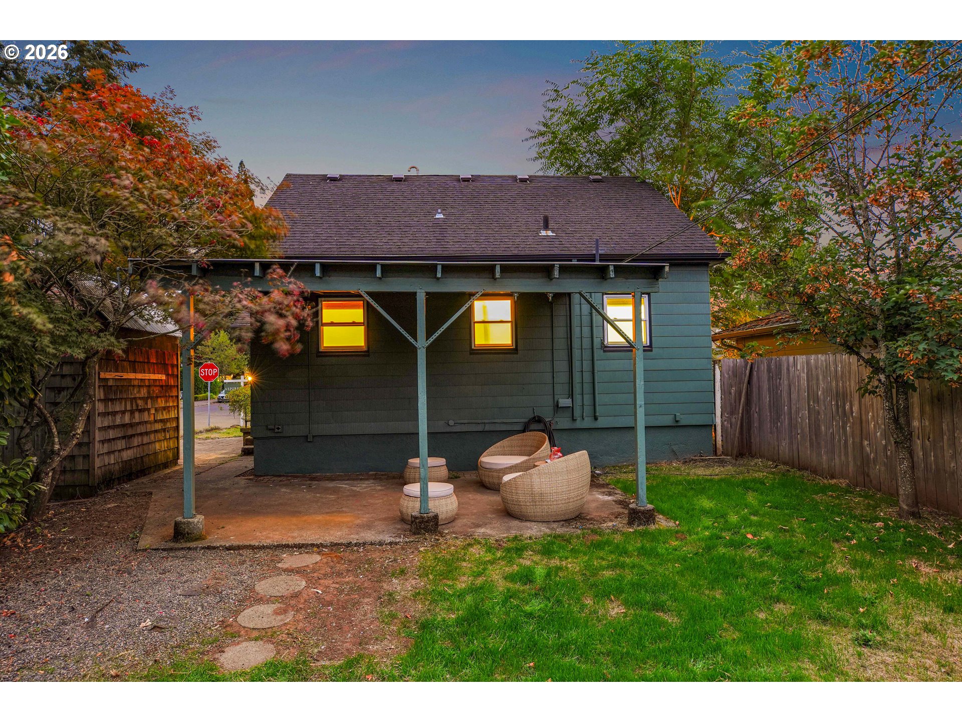 main property photo 40