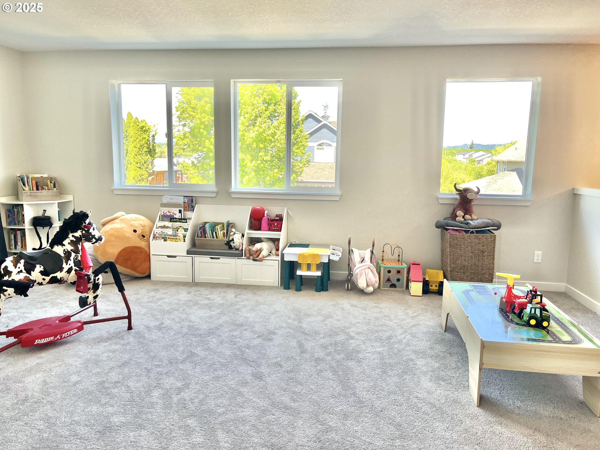 property viewer photo 12