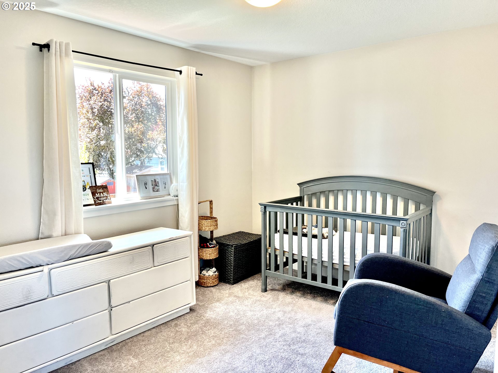 property viewer photo 13