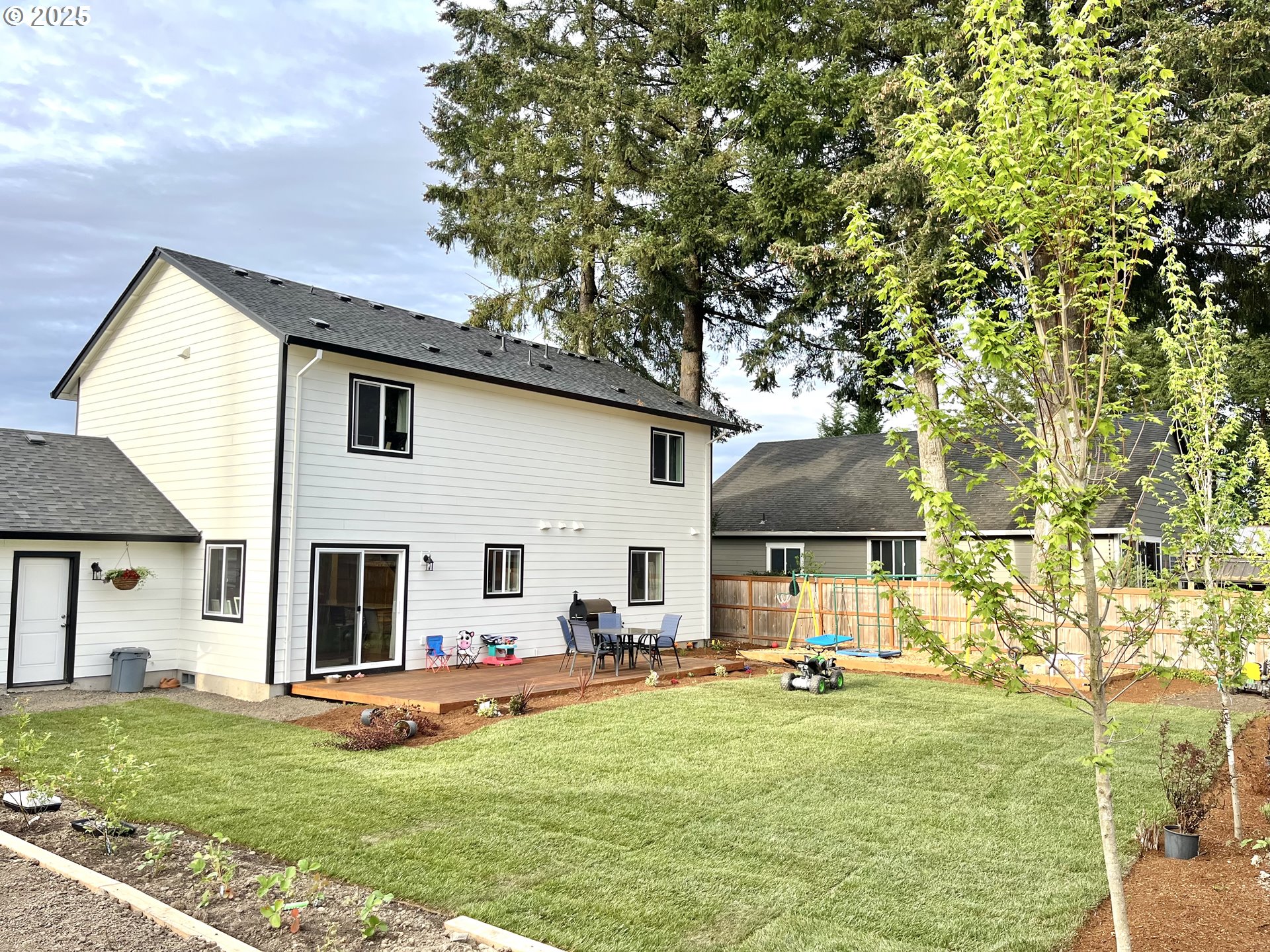property viewer photo 17