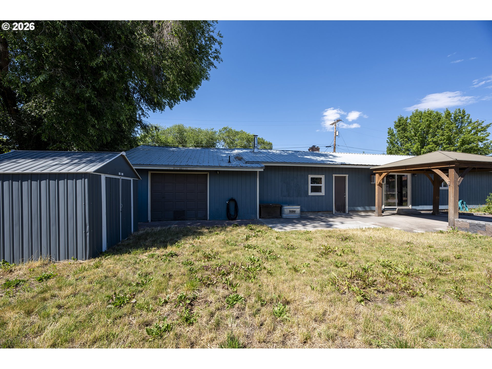 main property photo 36