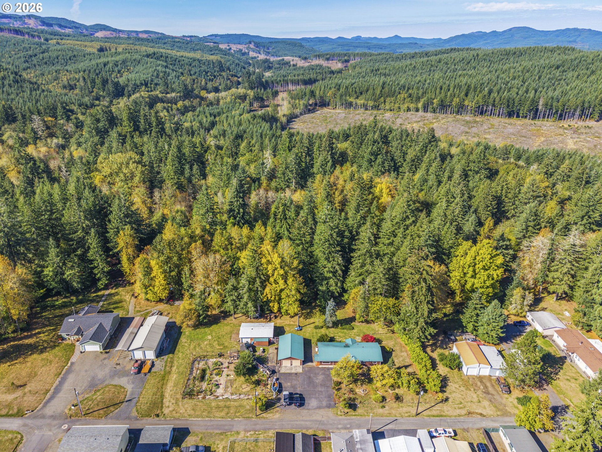 main property photo 36