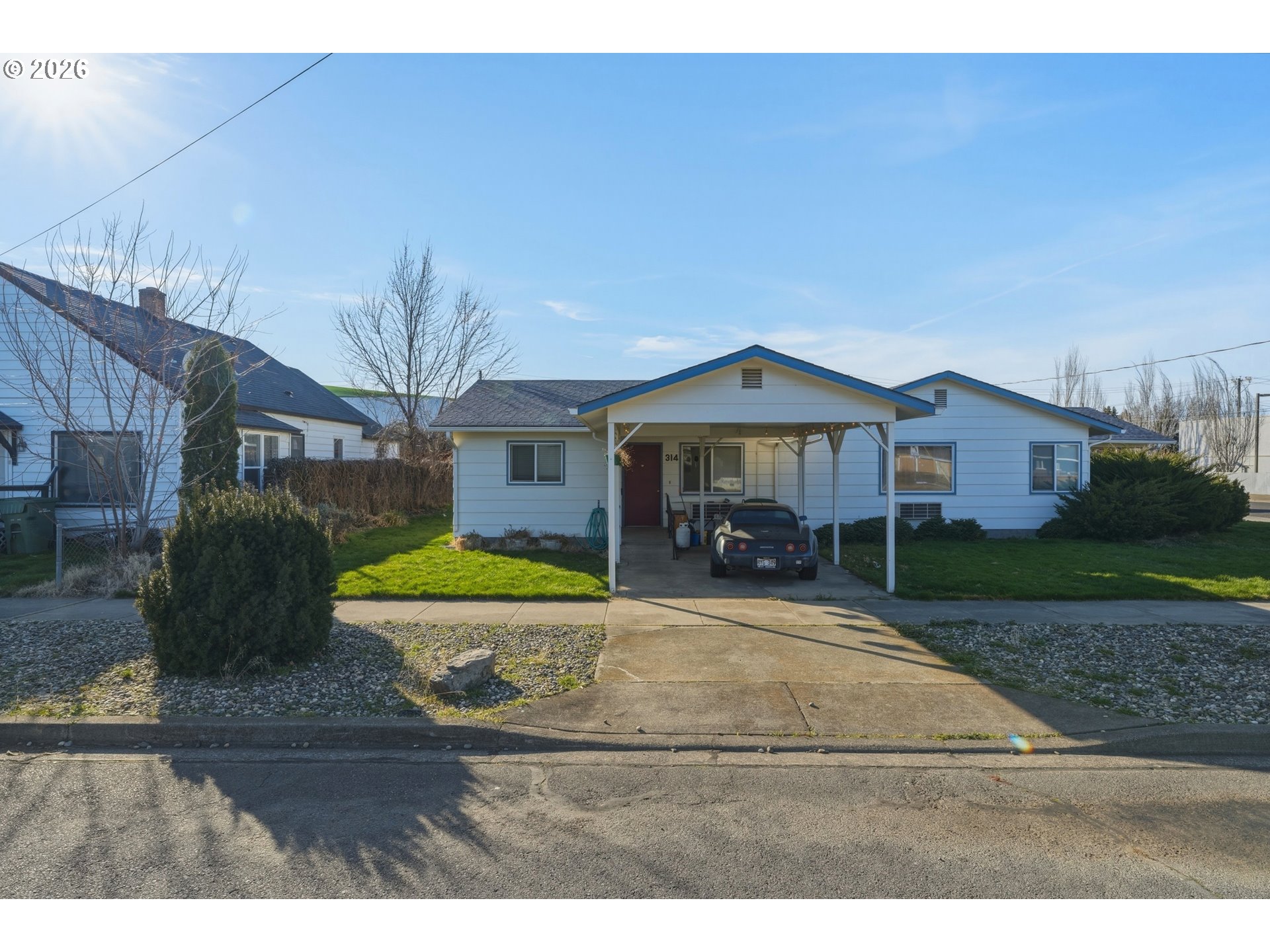 main property photo 2