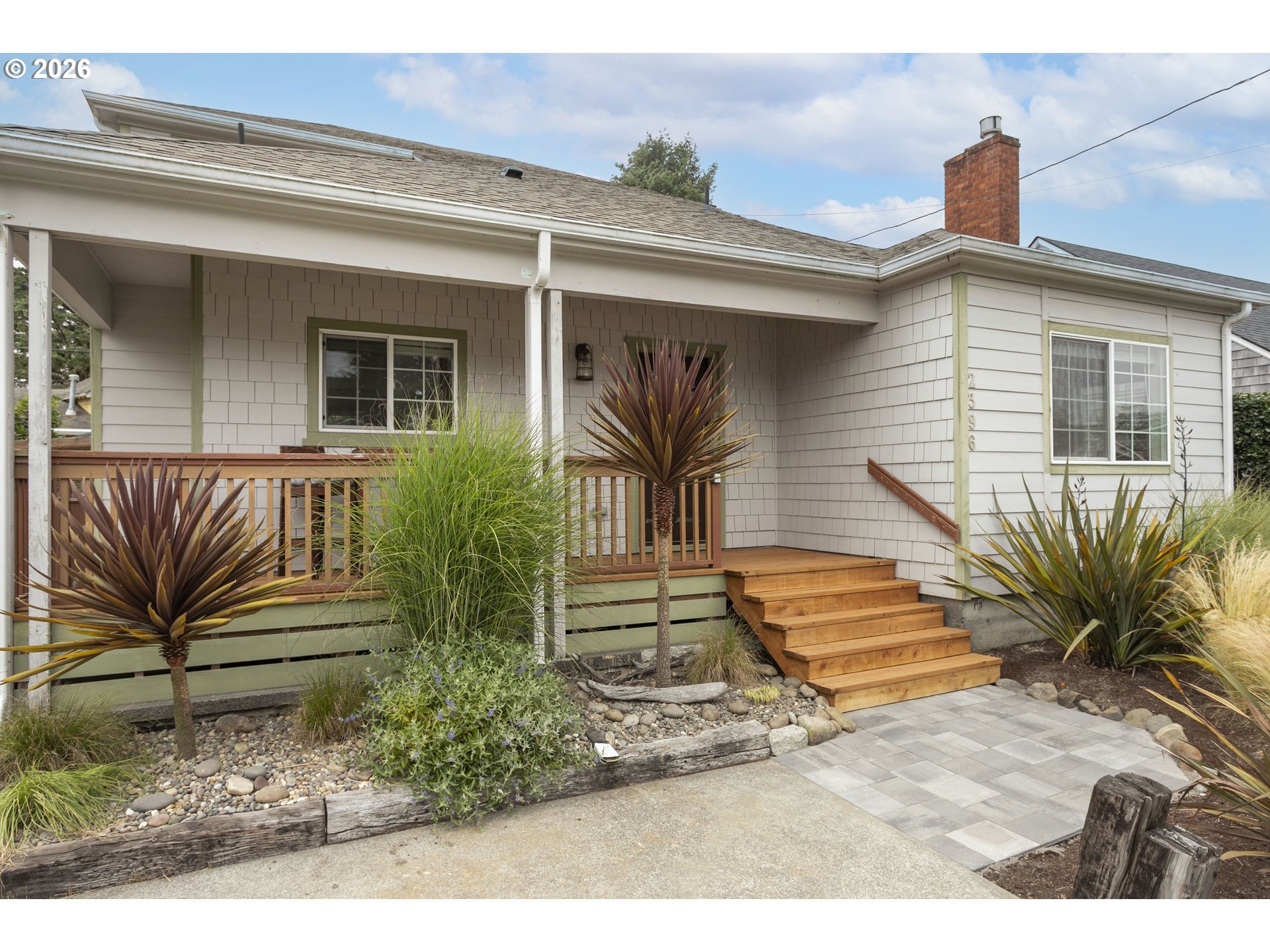 main property photo 2