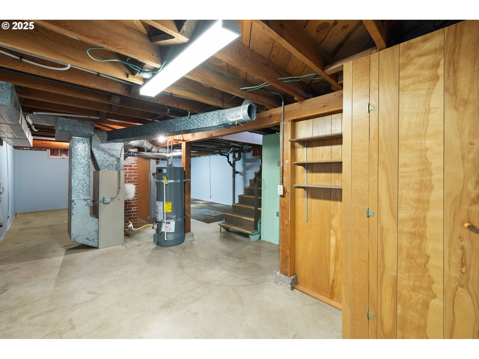 property viewer photo 16