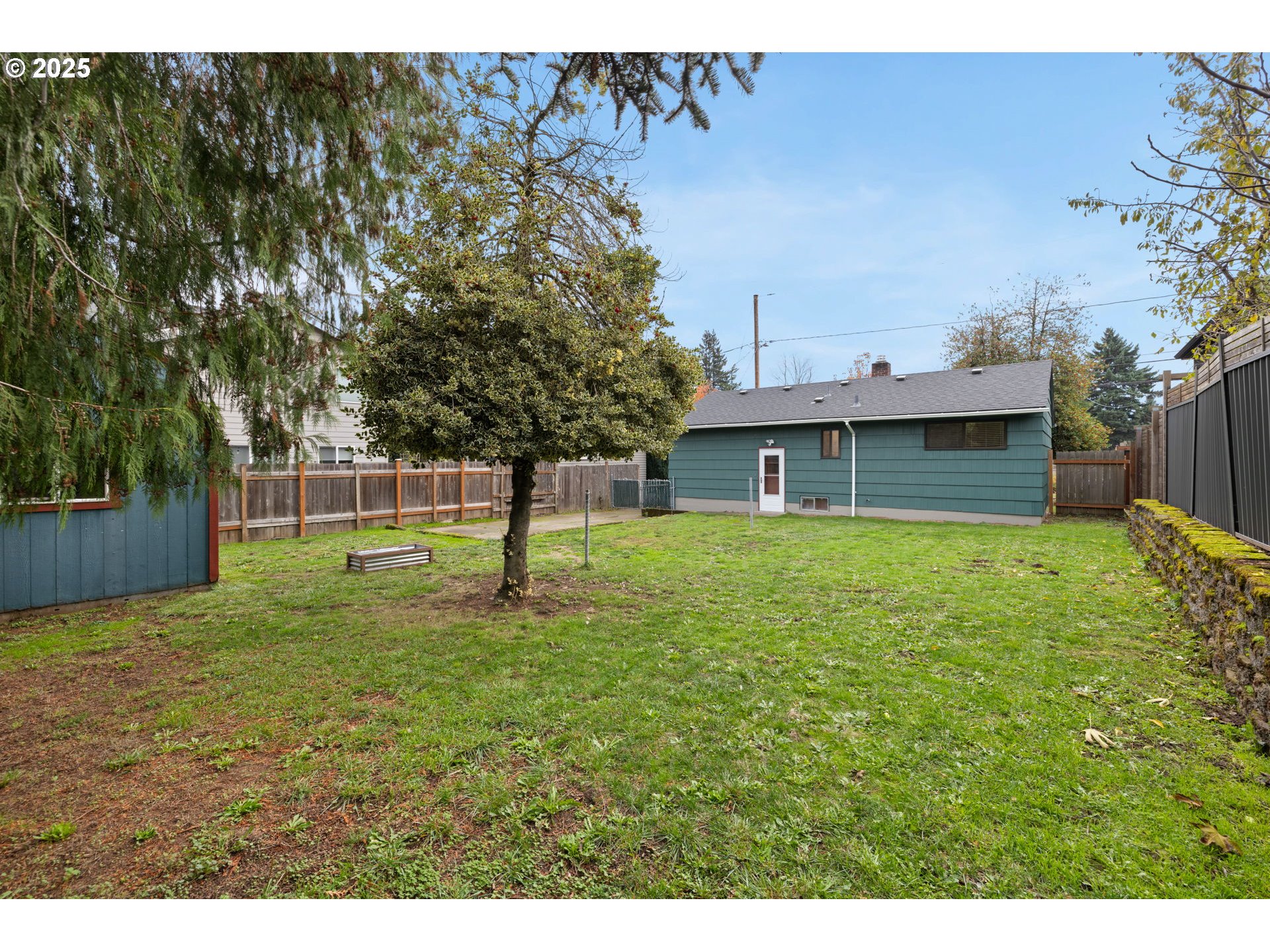 property viewer photo 28