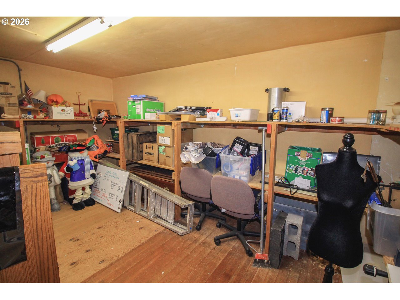 main property photo 25