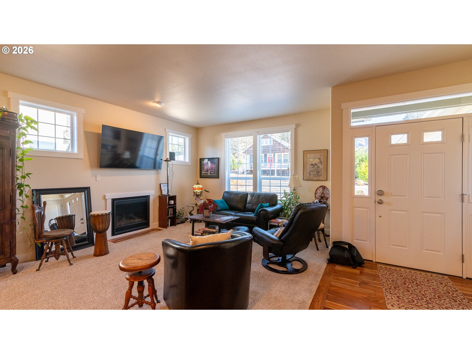 main property photo 18