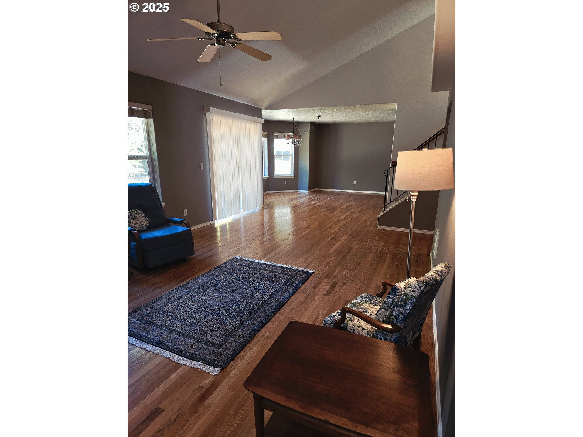 property viewer photo 6