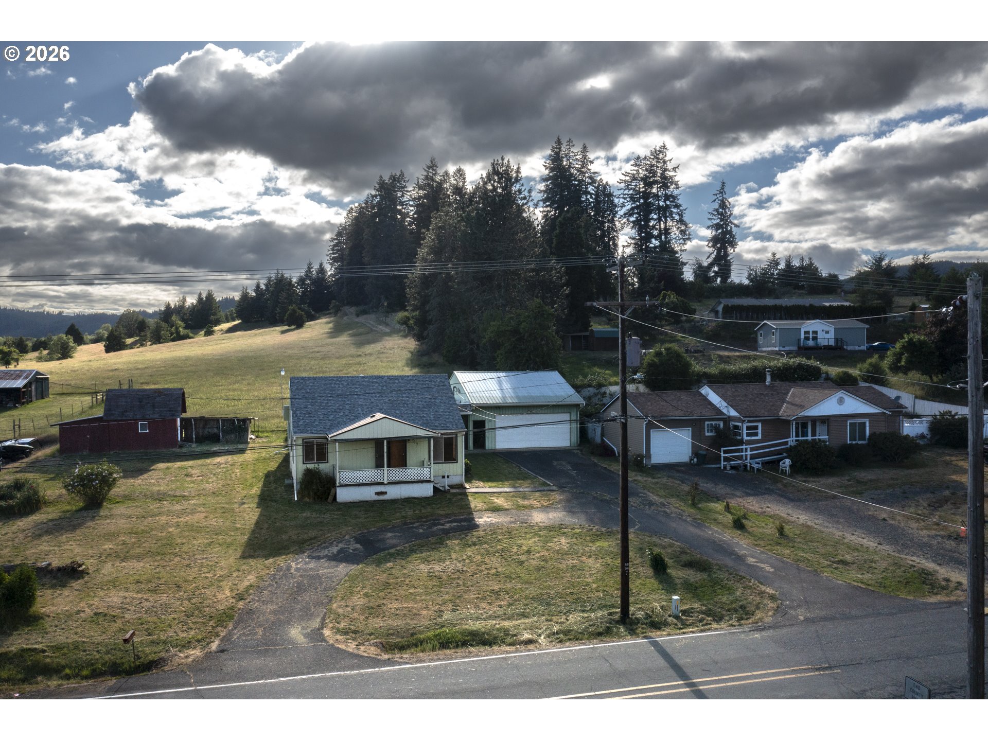 main property photo 39