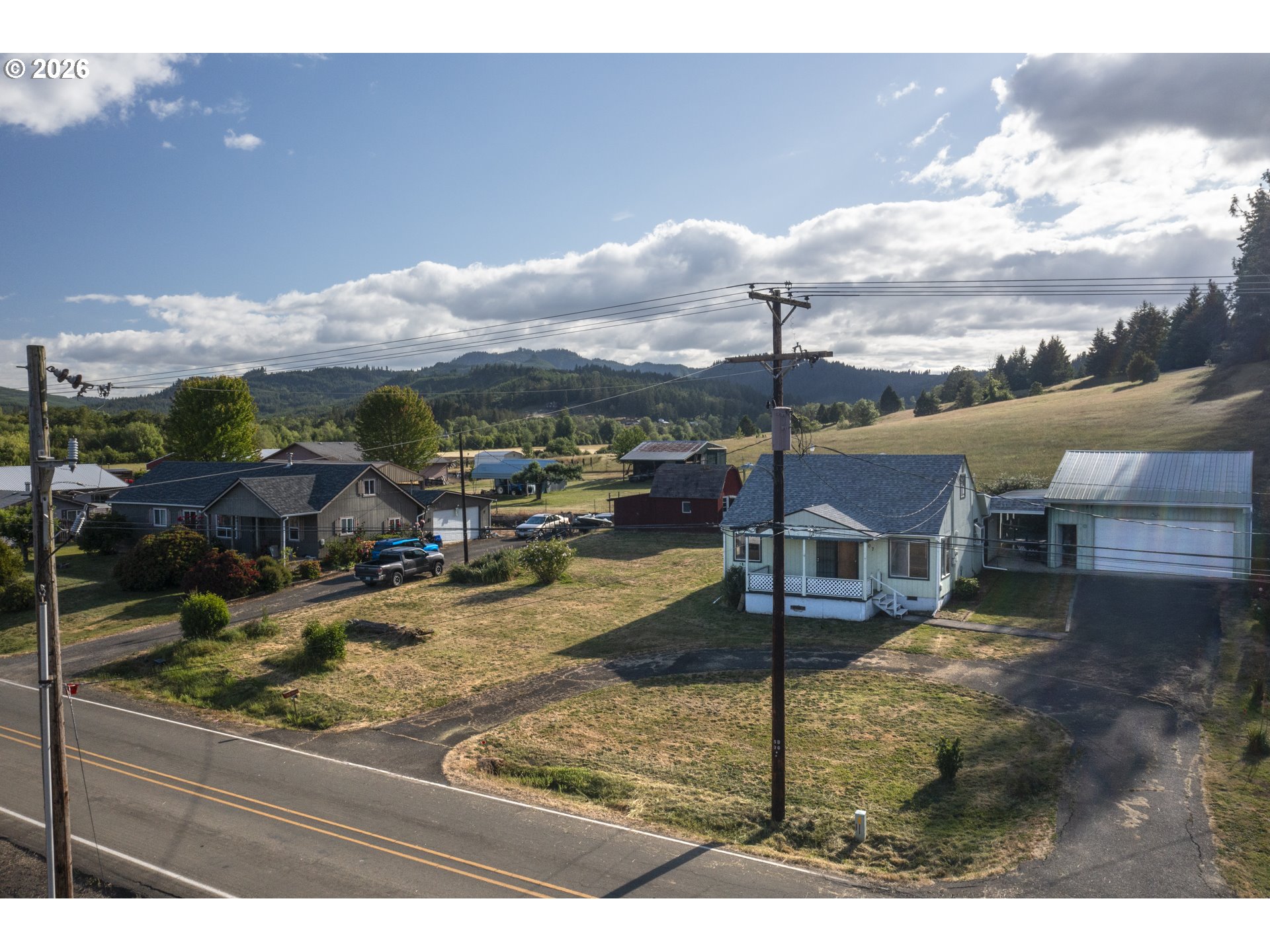 main property photo 40