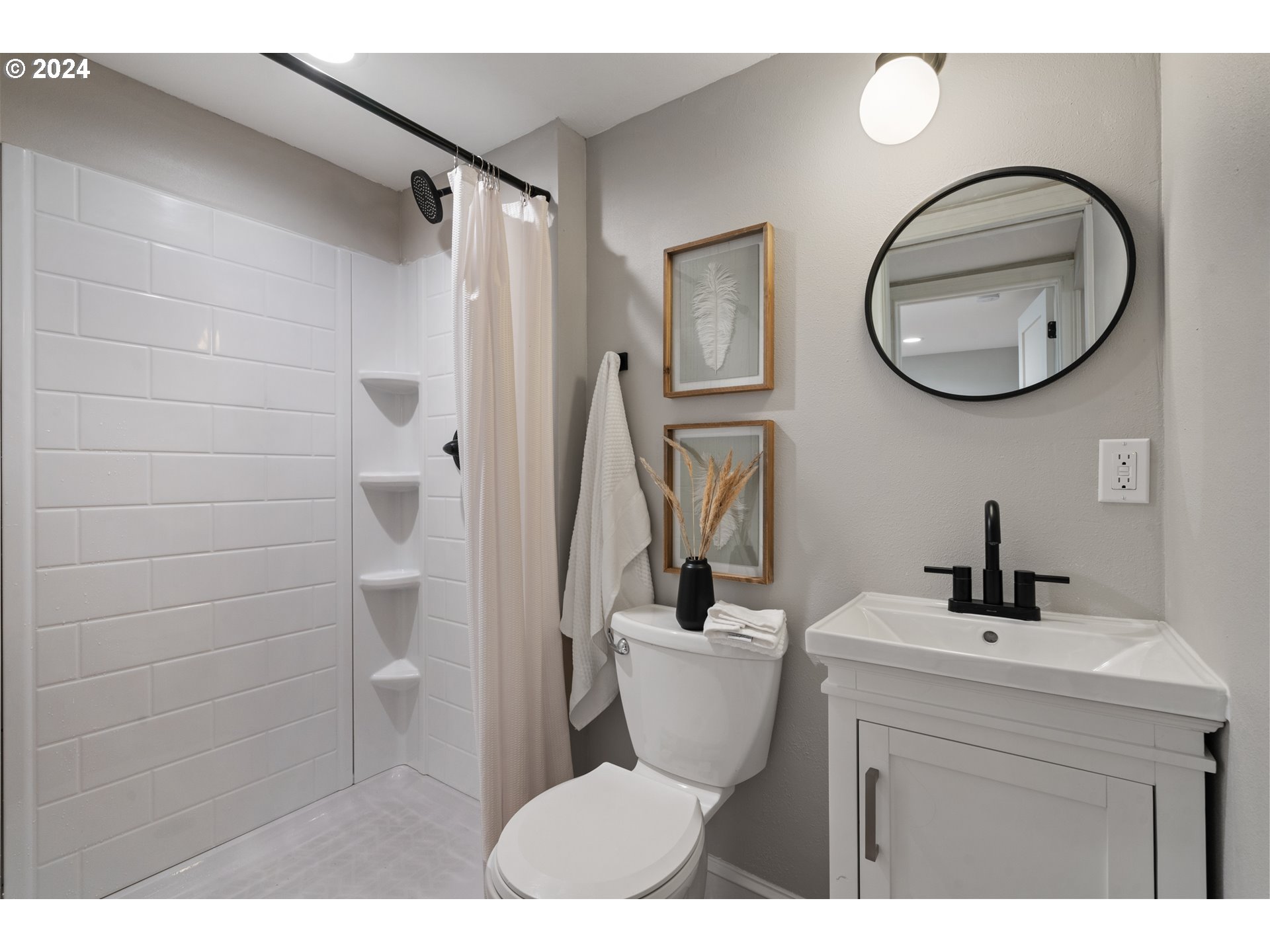 property viewer photo 15