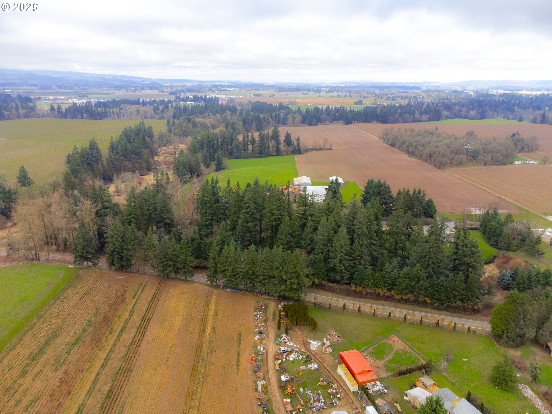 main property photo 15
