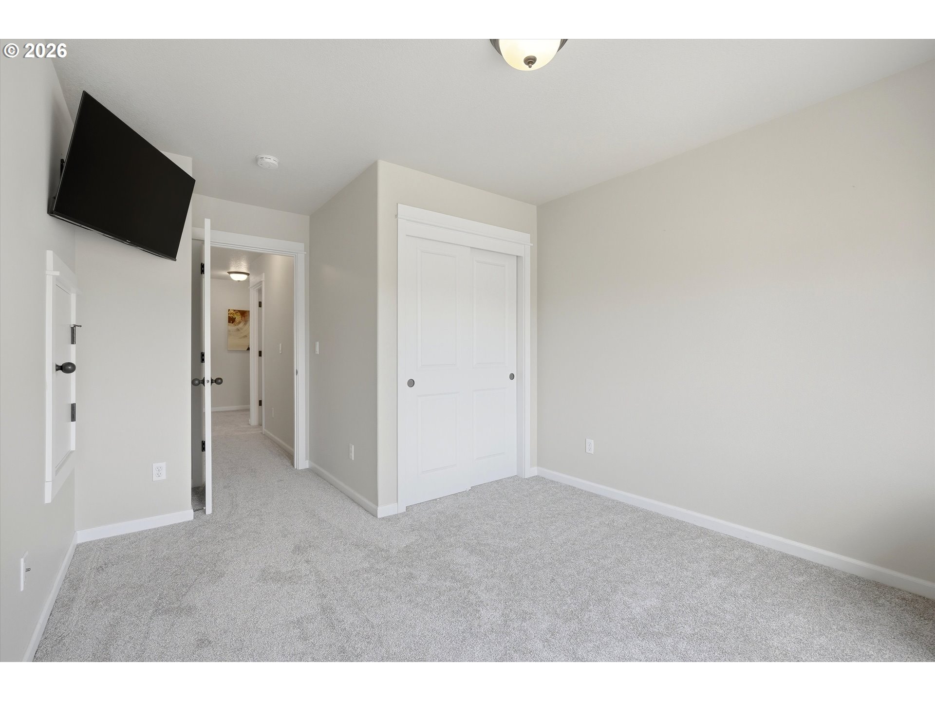 property viewer photo 23